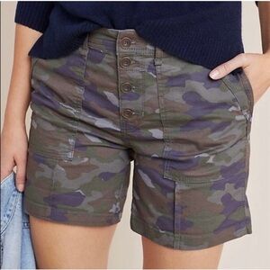 Anthropologie Shorts Size 27 Wanderer Camouflage Camo Utility Shorts Grey Green